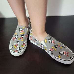 Vans, mickey mouse